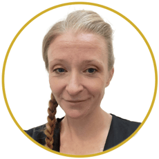 LQD-2026-speakers-circle-gold-Marjo-Niskanen